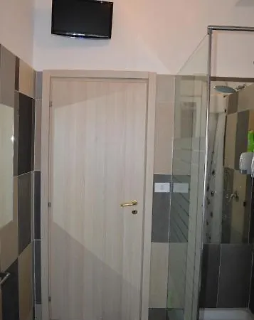 Hotel Italia 2*