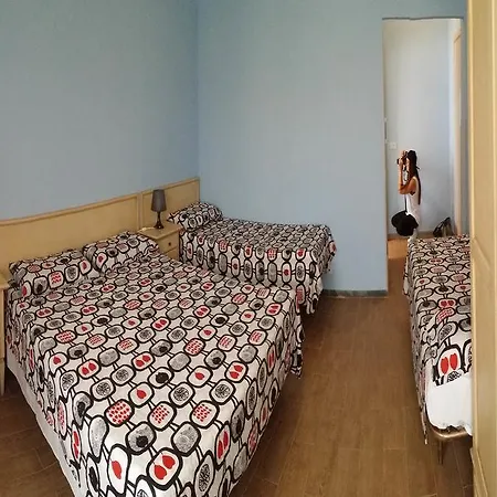 Hotel Torvaianica فندق تورفاينيكا